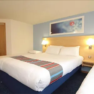 travelodge-eastleigh-central.tophotelsbath.com/